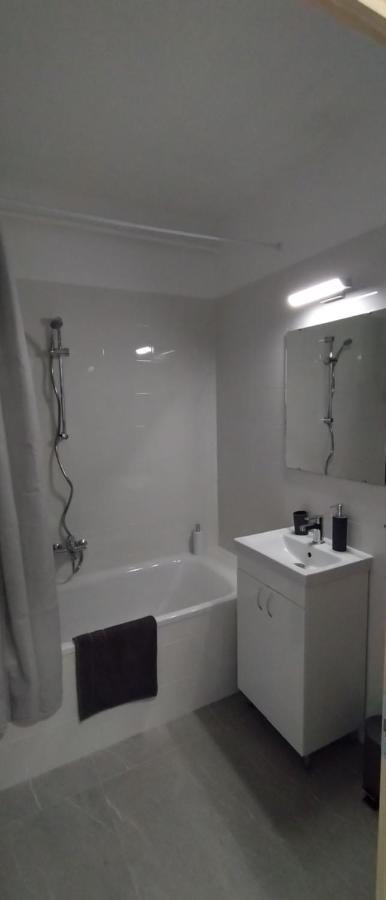 Blue Moon Apartman Eger Esterno foto