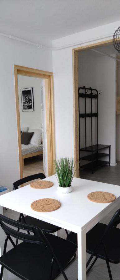 Blue Moon Apartman Eger Esterno foto