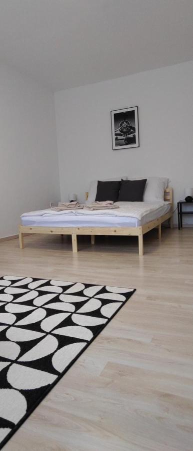 Blue Moon Apartman Eger Esterno foto